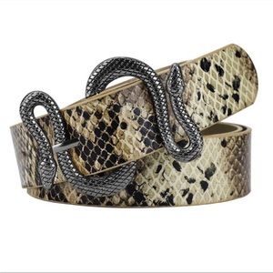 - Vintage Leather Snake buckle belt NEW
